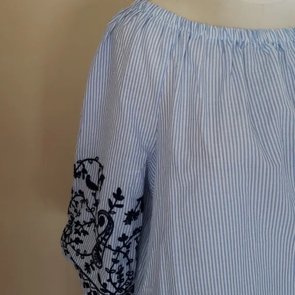 Profile Apparel tunic size large - Image 2