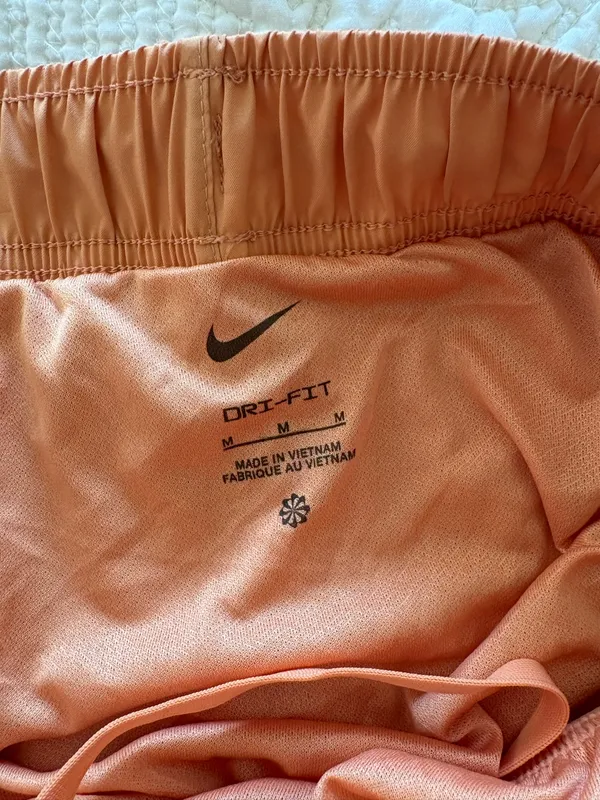 Nike Shorts Dri-Fit - Image 4