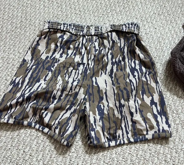 Camo shorts Green Size M - Image 2