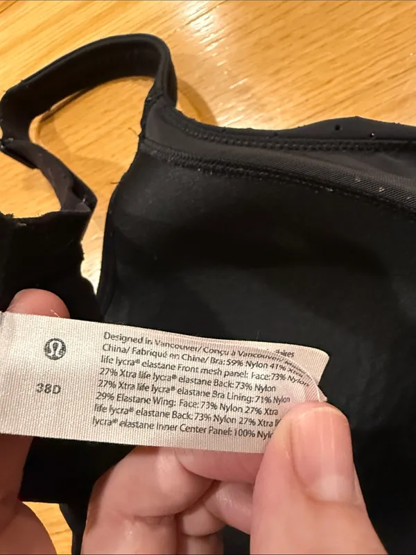 Lululemon run time high support bra size 38D. - Image 5