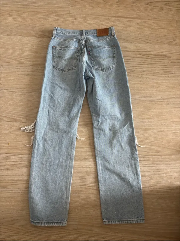 Levi’s Premium 90’s 501 Distressed Jeans - Image 4