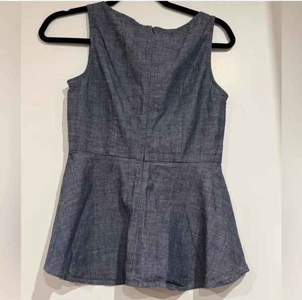 Banana Republic Chambray Sleeveless Peplum Top Sz 0 - Image 3