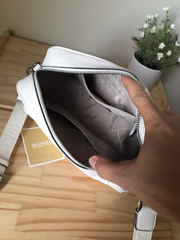 Michael Kors Purse - Image 8