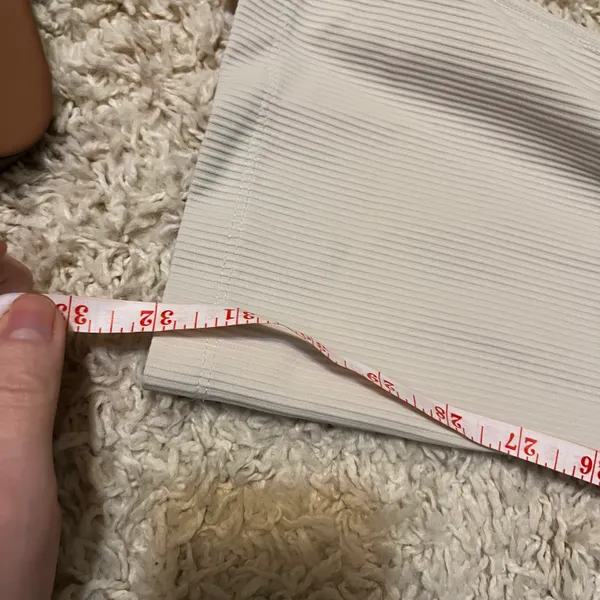 Old Navy cream ribbed flare leggings size large - Image 2