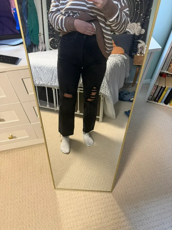 Wild Fable Distressed High-Waisted Jeans - Image 7