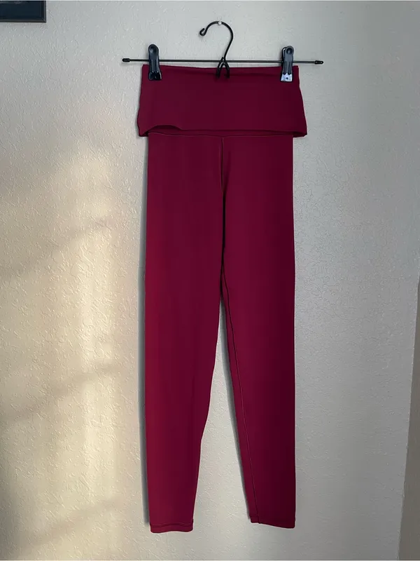 New Aerie Offline Real Me Xtra Fold Over Leggings Size XS Deep Cherry Stretchy - Image 4