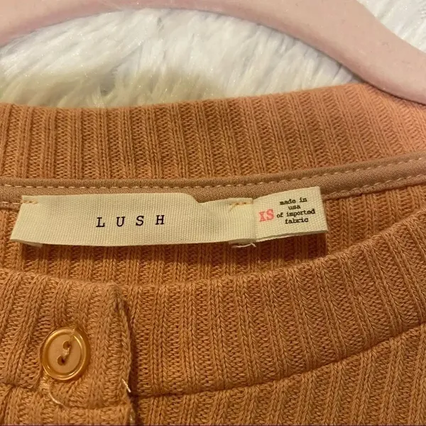 Lush Cropped Ribbed Sweater in Cafe Crème XS - Image 4