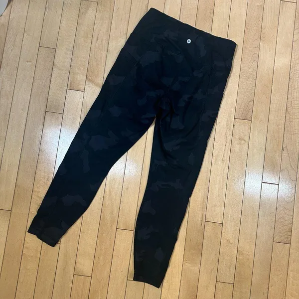 90 DEGREE BY REFLEX Black Camo Camouflage Leggings with side pockets Size Medium - Image 7