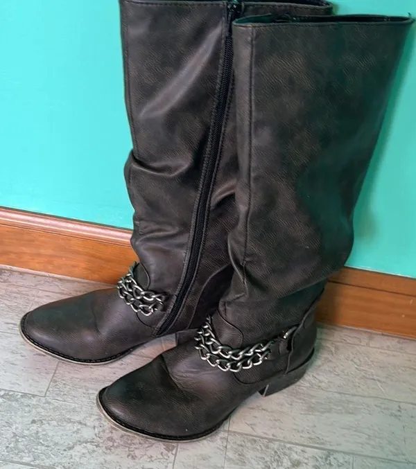 Shoedazzle, brand Brown boots with golden chain decor…. - Image 2