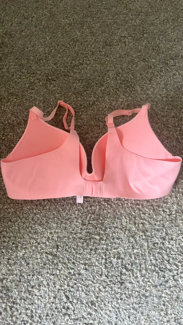Victoria’s Secret pink push up bra - Image 3