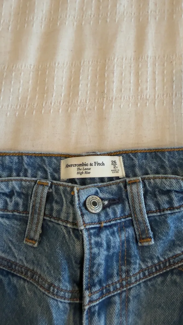 Abercrombie Jeans - Image 2