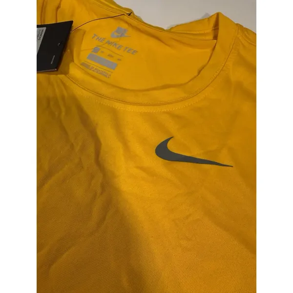 Nike Dri-FIT Women's XS Yellow Short Sleeve Solid Polyester T-Shirt (F43) - Image 3