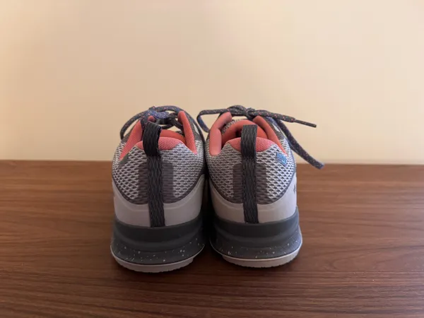 Columbia Hiking Shoes Waterproof - Image 4