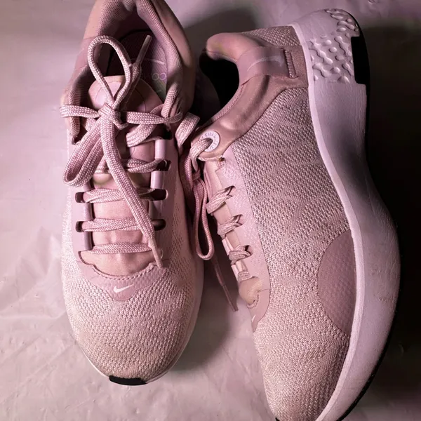 Nike Women's Light Pink Sneakers - Image 7