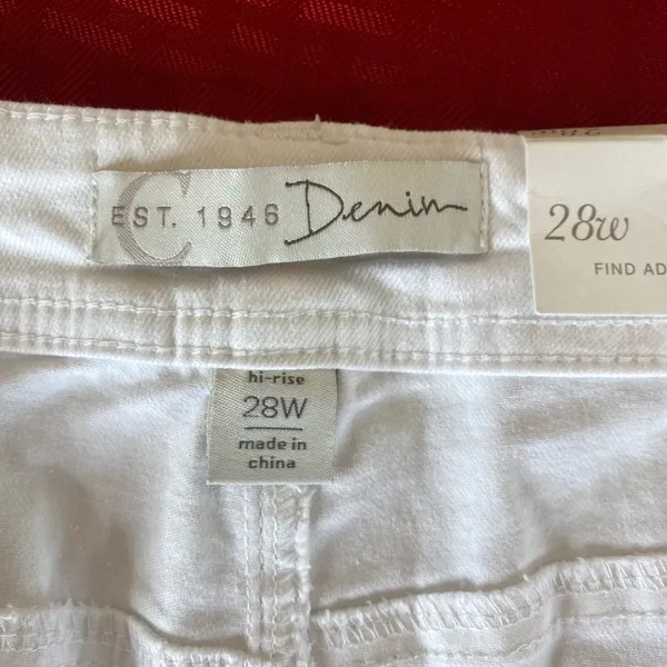 Cato Plus Size: 28W White Denim Women's Shorts - Image 5