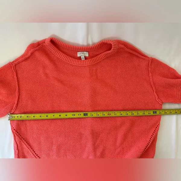 Lucky brand women’s size large bright coral crewneck sweater - Image 2