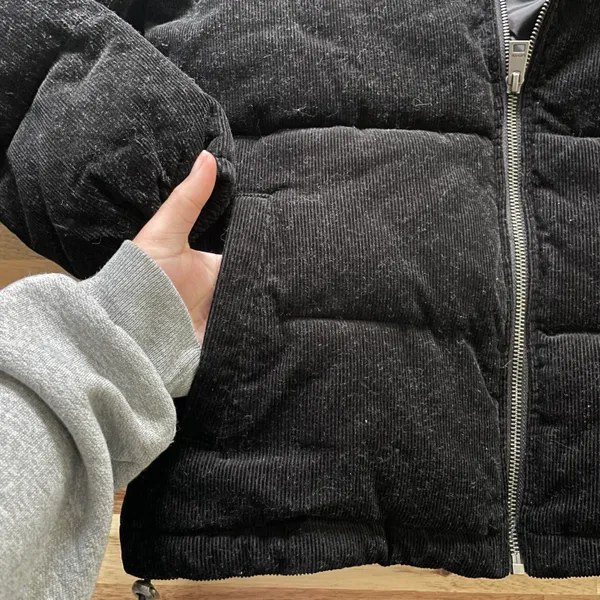 Levi’s Corduroy Puffer Jacket - Image 3