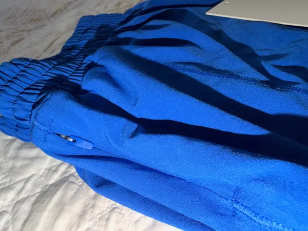 lululemon Hotty Hot High Rise Short 2.5” - Image 6