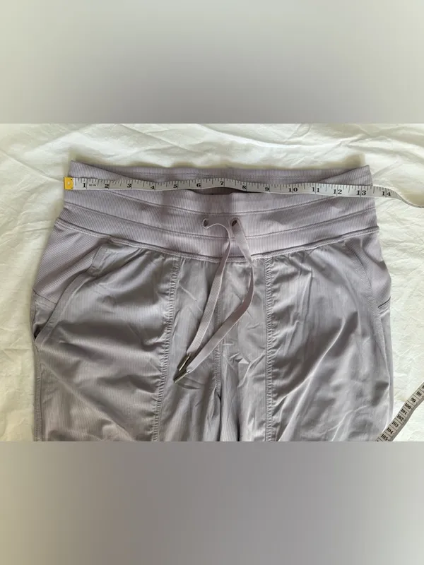 Lululemon Dance Studio Mid-Rise Jogger 7/8 Length in Lavender Purple Size 4 - Image 9