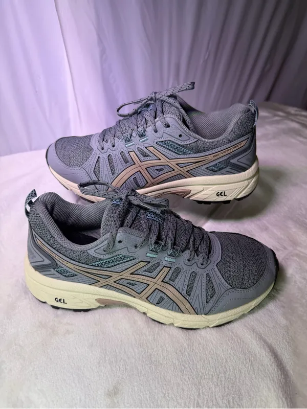 ASICS Women's Gray Mesh Sneaker with Taupe Accents - Image 2