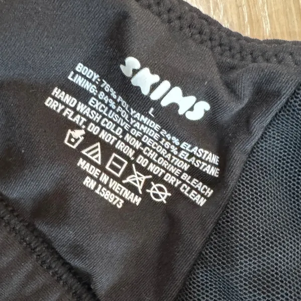 SKIMS Fits Everybody Crossover bralette Onyx black size large - Image 6