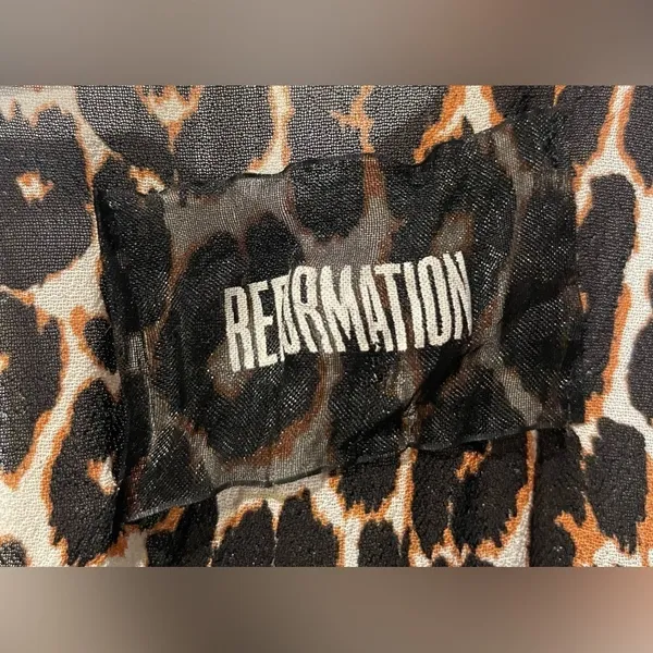 Reformation Leopard Print Short Sleeve V-Neck‎ Mini Dress 2 - Image 2