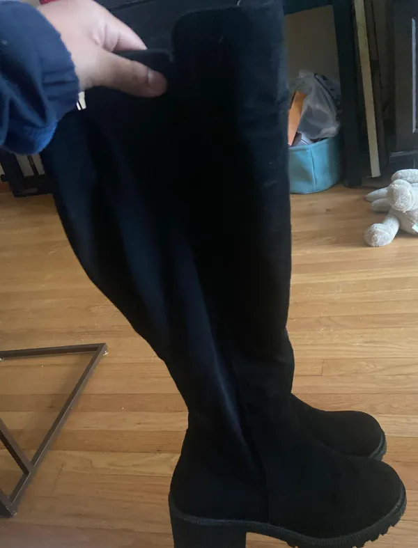 boots - Image 2