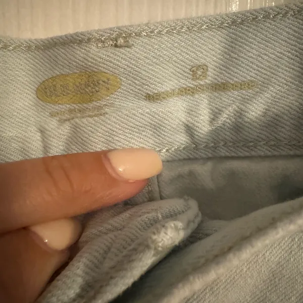 Old Navy Jean Shorts - Image 3