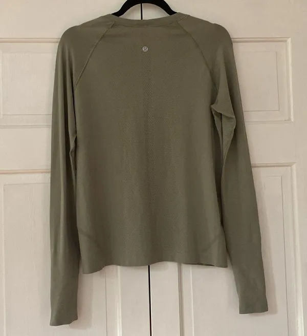 Lululemon Swiftly 2.0 Race Length Long Sleeve Size 10 Athletic Shirt Green - Image 9