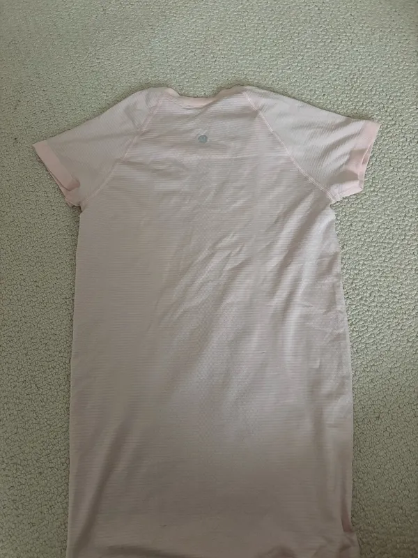 Lululemon Swiftly Tech Short Sleeve - Image 2