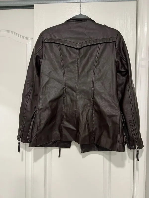Max Studio Leather Jacket - Image 2