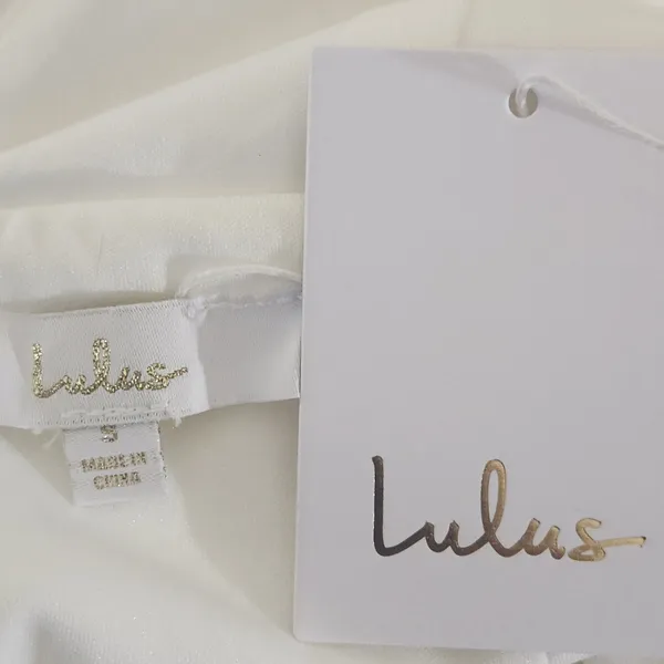 Lulus White Long Sleeve Mermaid Wedding Dress with Deep V-Neck NWT Size Small - Image 9