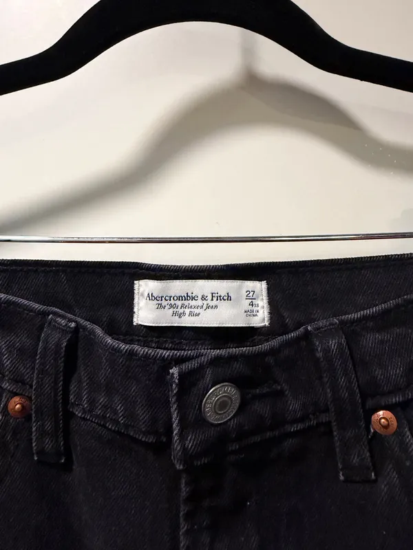 Abercrombie Jeans - Image 2