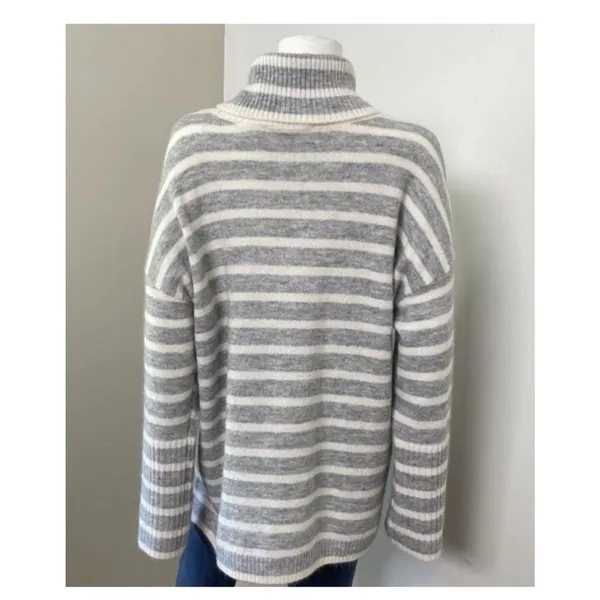 $75 LOFT - tunic style turtleneck sweater, gray and cream striped M - Image 6