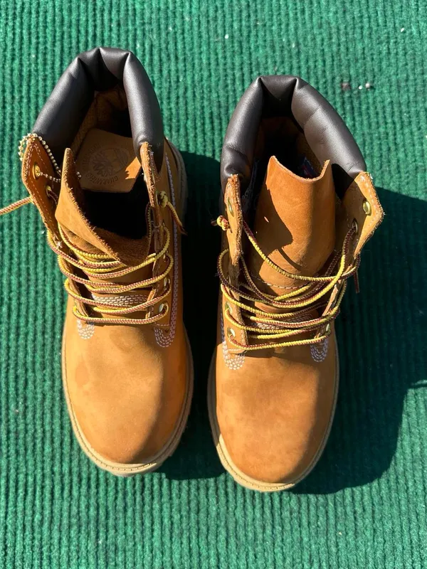 Timberland 6 Inch Premium Waterproof Boot 'Wheat' Nubuck Size 5 Women’s Size 6.5 - Image 4