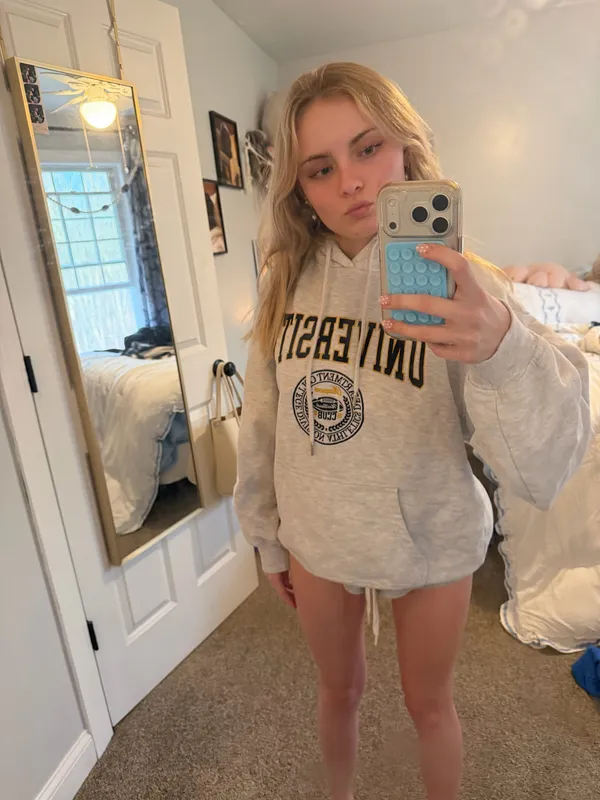 Garage Sweatshirt - Image 2