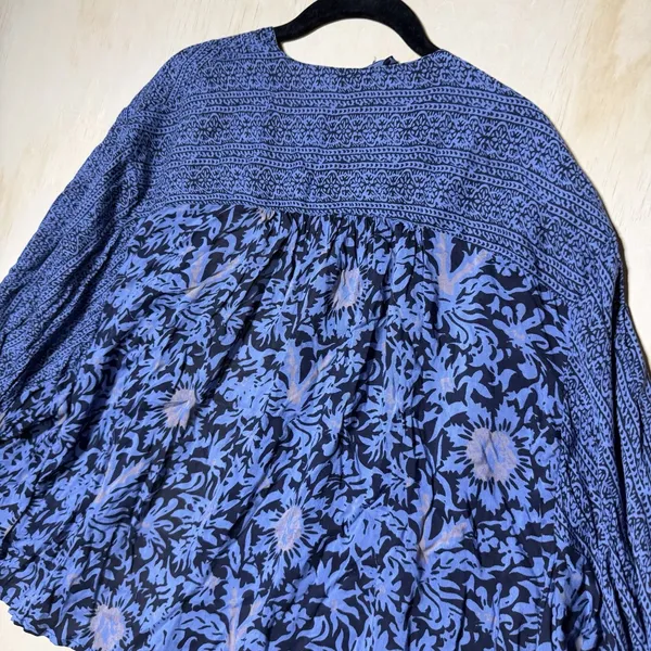 Free People Boho Floral Peasant Crop Top Women's M Blue Balloon Sleeve Blouse - Image 7