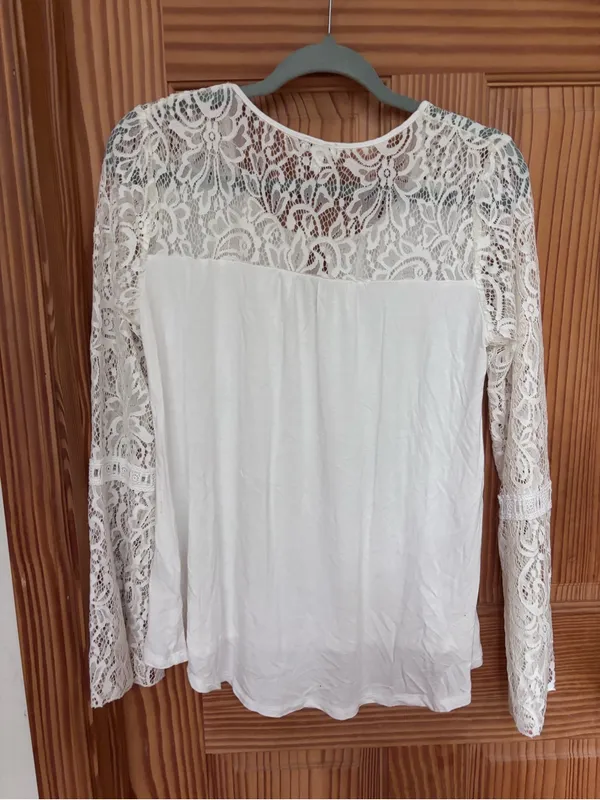 White Lace Sleeve Scoop Neck Top Size M - Image 2