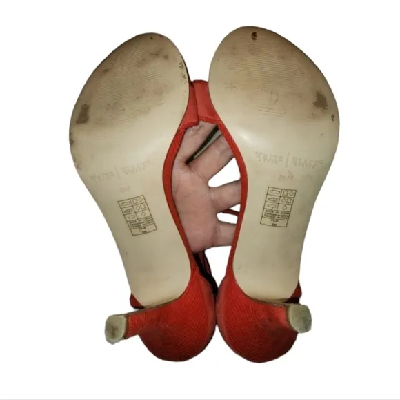 White House Black Market Women's Red Suede High Heel Sandals Sz 8M - Image 3