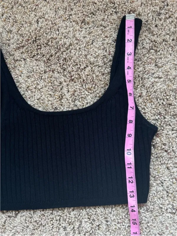 Wilfred Merino Wool Black Crop Tank Top - Image 8