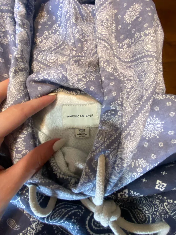 American Eagle Outfitters Hoodie - Image 3