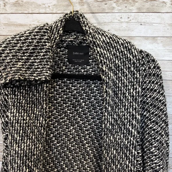 Zara Knit Womens M Open Cardigan Sweater Black & White Chunky Grandma Core - Image 2