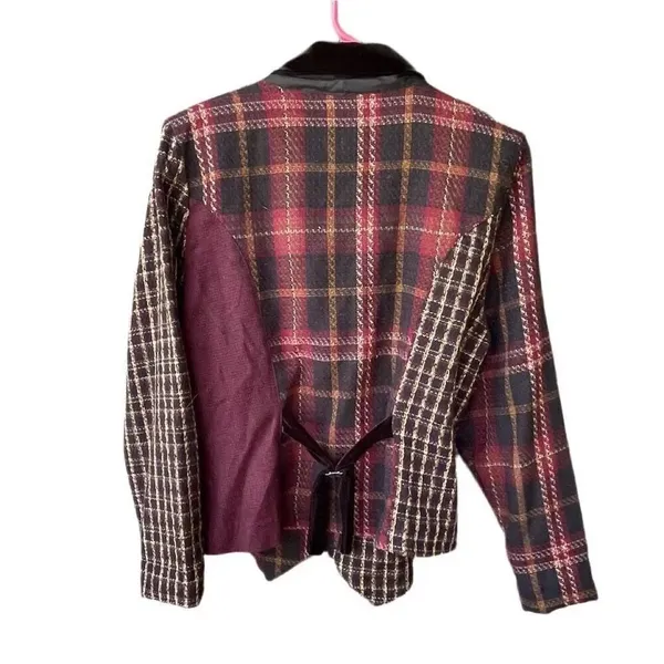 Vintage ZOE size M velvet plaid jacket.Art to wear. - Image 2
