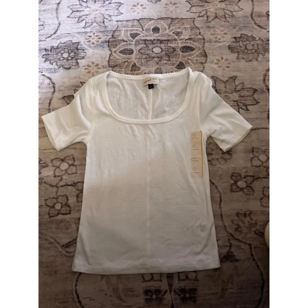 Universal Threads Cream Pointelle Square Neck Top S NWT MSRP $20 - Image 2