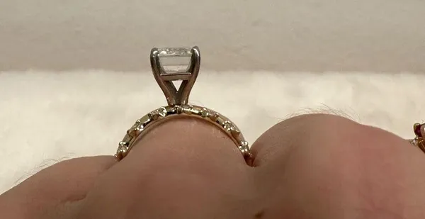Emerald cut engagement ring! 2.5 karat gold band solitaire ring! Forever 1! - Image 3