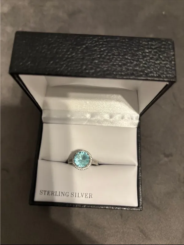 Tested 925 Sterling Silver Blue Cubic Zirconia Ring Size 9 - Image 4