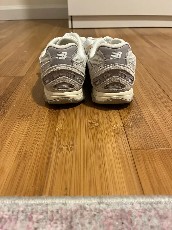 New Balance Sneakers 204L - Image 5