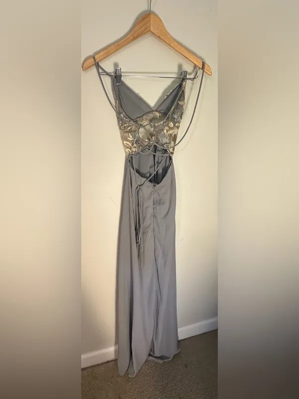 Lucy in the sky floral maxi dress small - Image 3