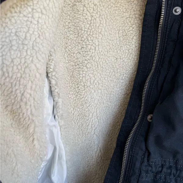 y2k Hollister Navy Faux-Fur Hooded Puffer Parka - Image 5