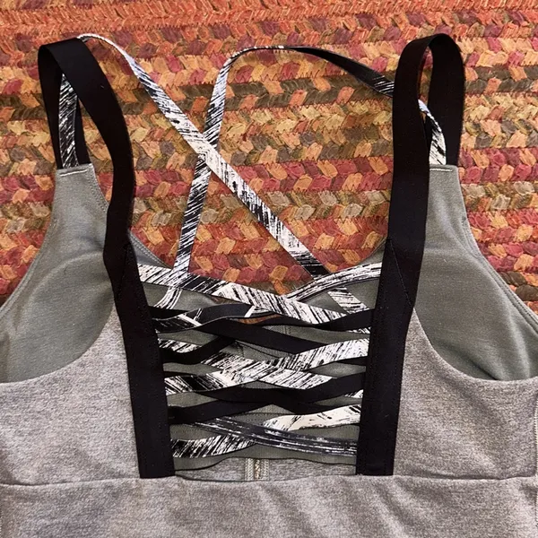 LULULEMON GREY STRAPPY BACK ATHLETIC TANK HIP LENGTH - Image 7